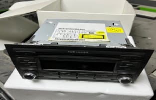 AUDI MULTİMEDYA CD ÇALAR