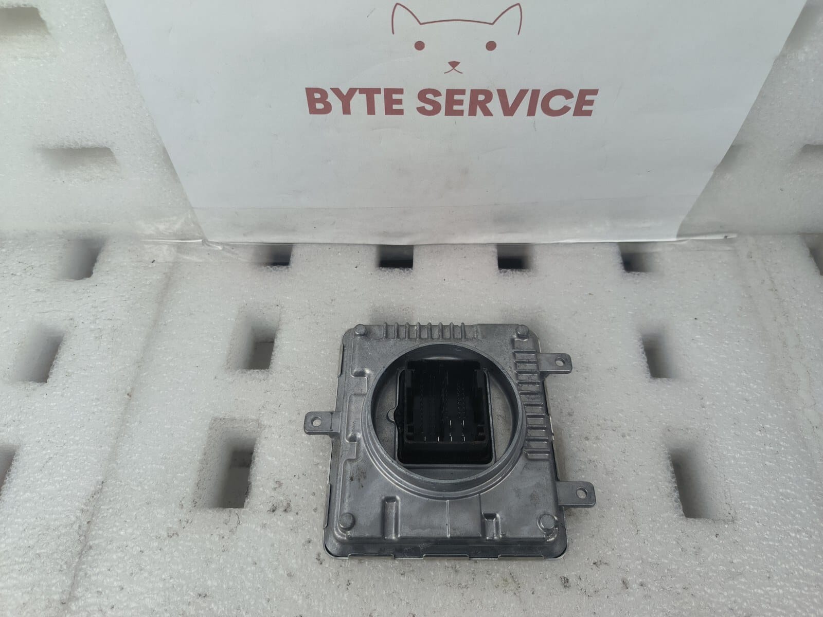 AUDI PORSCHE LED FAR BEYNİ