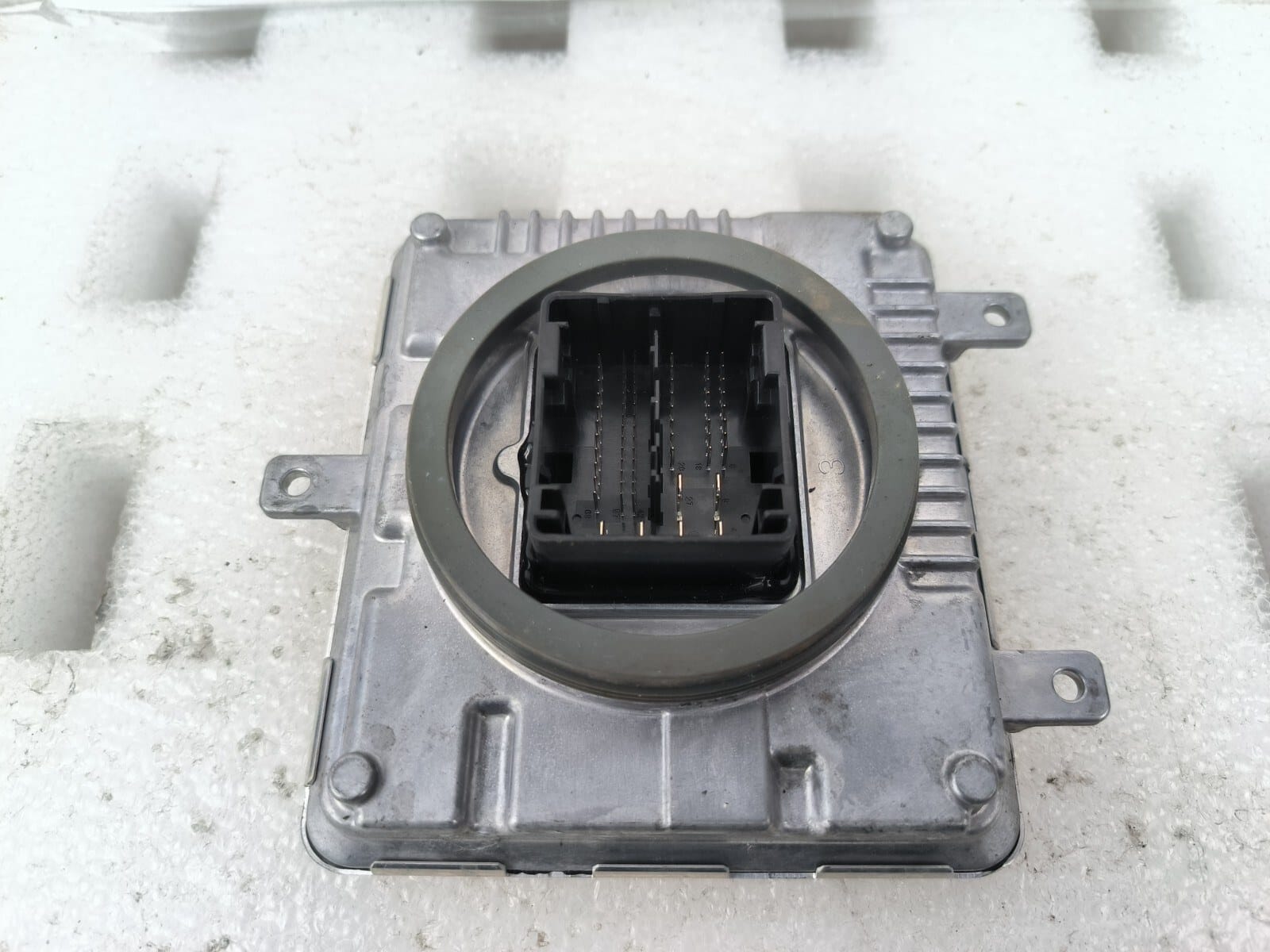 AUDI PORSCHE LED FAR BEYNİ