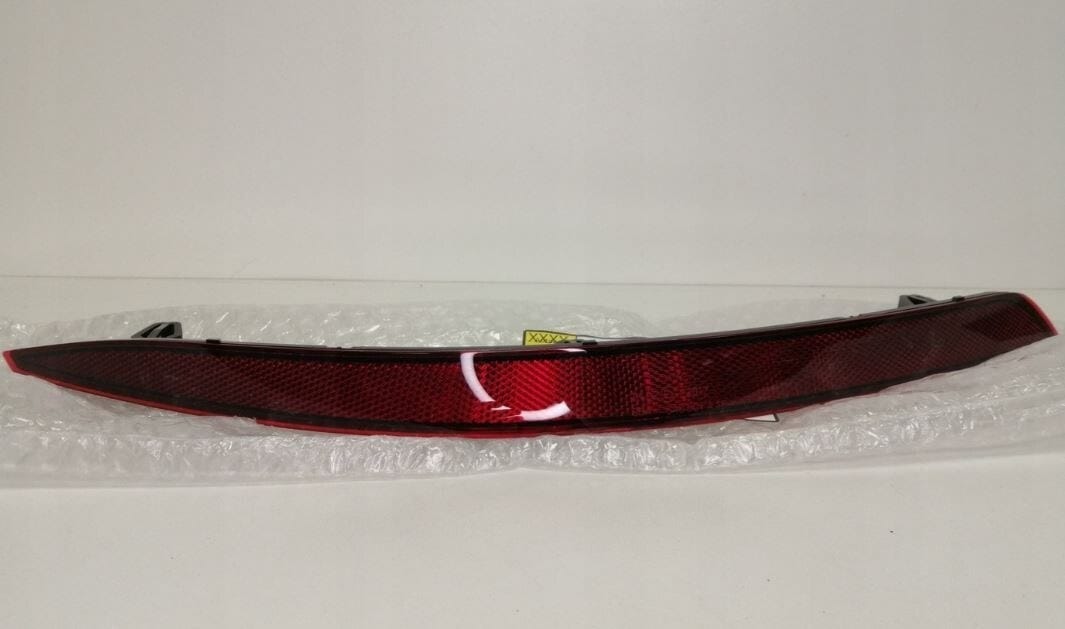 AUDI Q3 SOL ARKA TAMPON REFLEKTÖRÜ