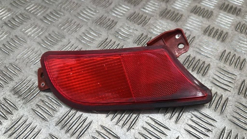 FORD KUGA SOL ARKA TAMPON REFLEKTÖRÜ