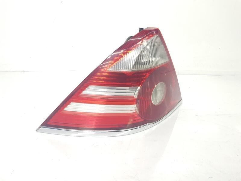 FORD MONDEO STOP