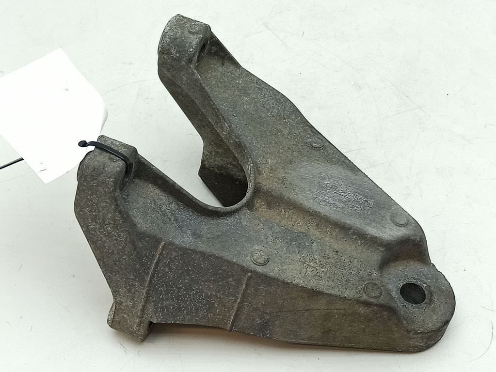 FORD MOTOR TAKOZU BAĞLANTI AYAĞI