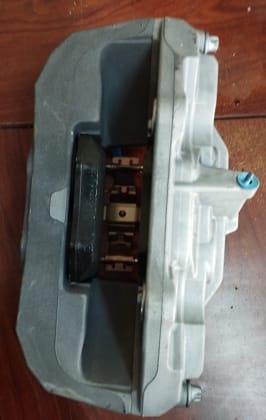 MERCEDES FREN KALİPERİ ELEKTRİKLİ SIFIR