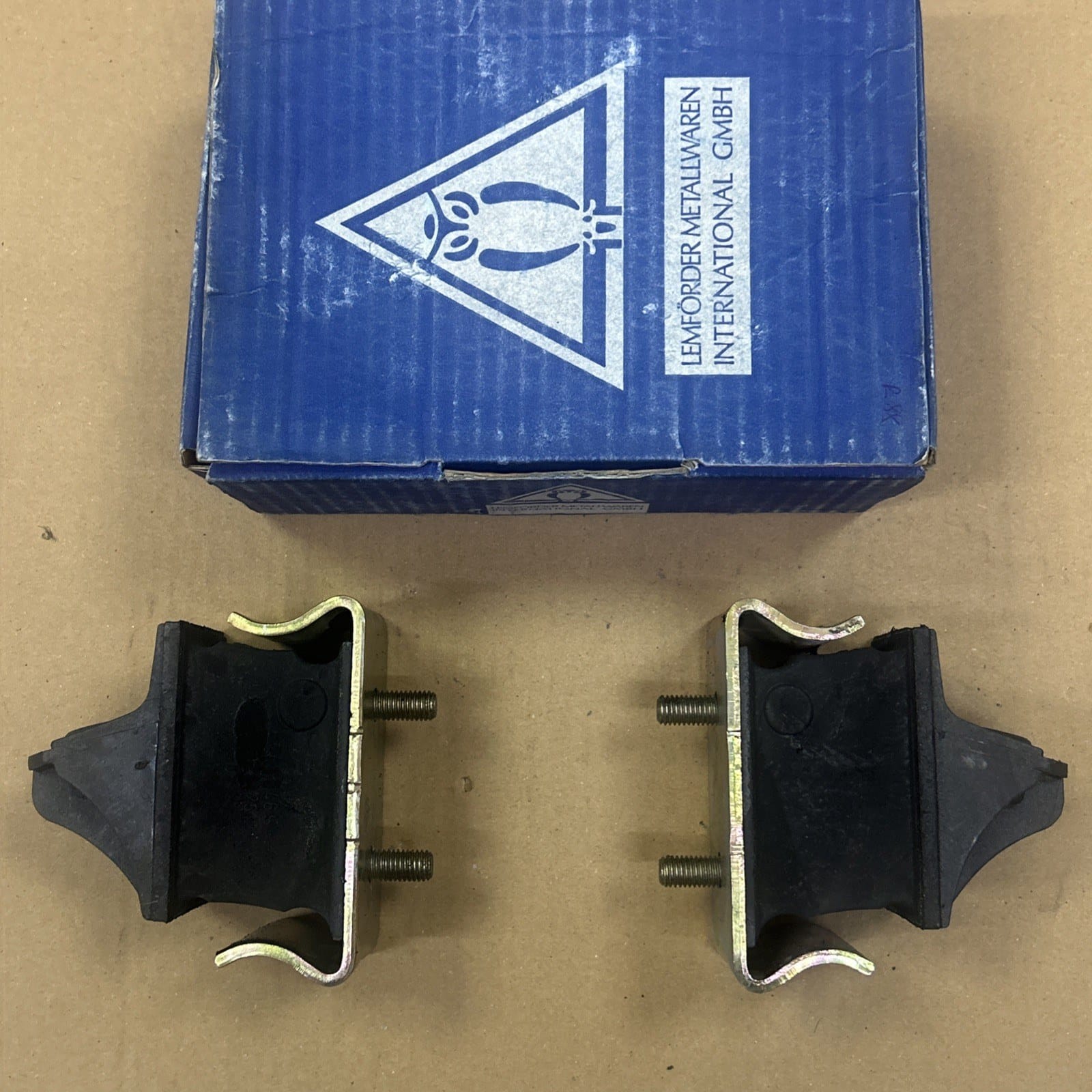MERCEDES SPRİNTER MOTOR TAKOZU