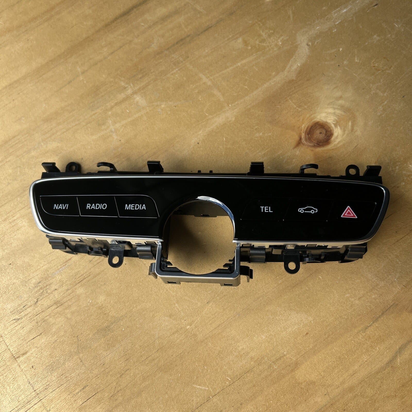 MERCEDES W205 ÜST KONTROL PANELİ