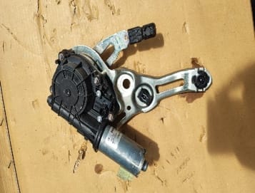 MERCEDES W222 W213 BAGAJ KAPAGI MOTORU