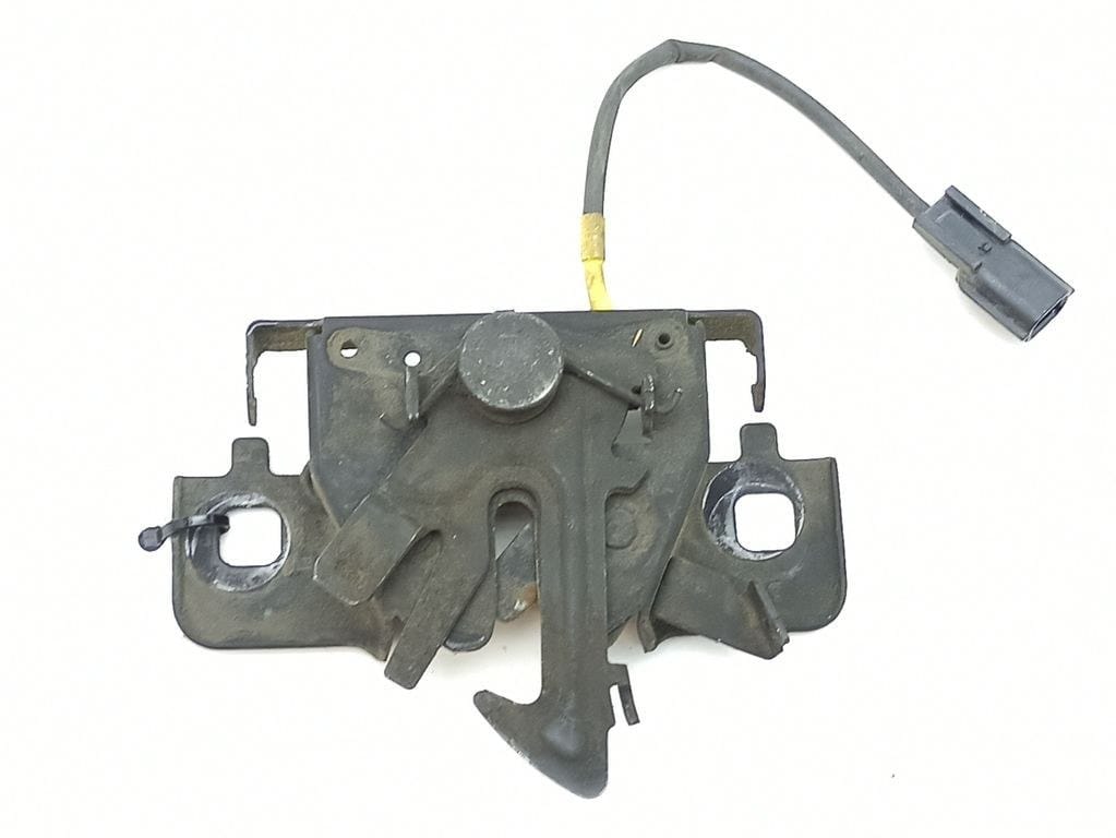 RENAULT CLİO 4 KAPUT KİLİDİ