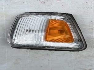 TOYOTA HİLUX SİNYAL LAMBASI