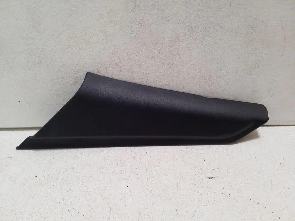 TOYOTA KELEBEK CAM ÇERVEVESİ