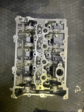 BMW SİLİNDİR KAPAK