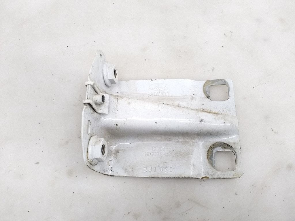 FORD TRANSİT ÇAMURLUK BRAKETİ