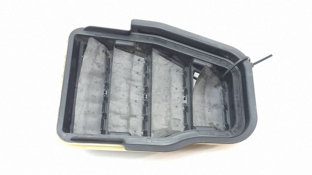 FORD TRANSİT V362 ÇAMURLUK HAVALANDIRMA IZGARASI