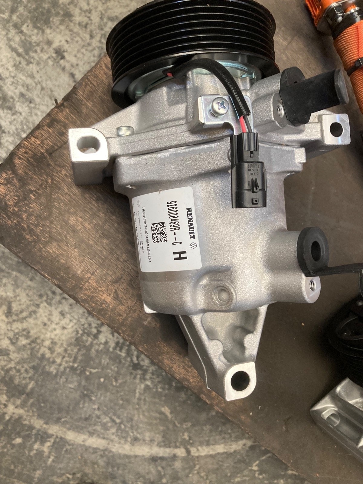 KLİMA KOMPRESÖRÜ 2,5 Kw