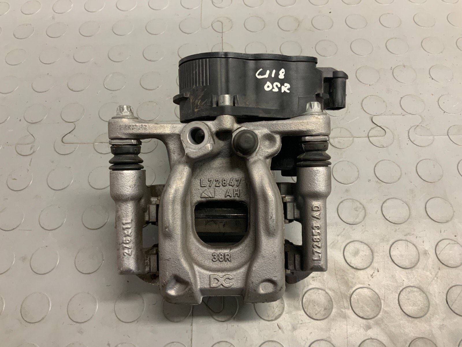 MERCEDES A B CLA GLB KASA ARKA FREN KALİPERİ SAĞ TARAF - 295*12 - 276*11