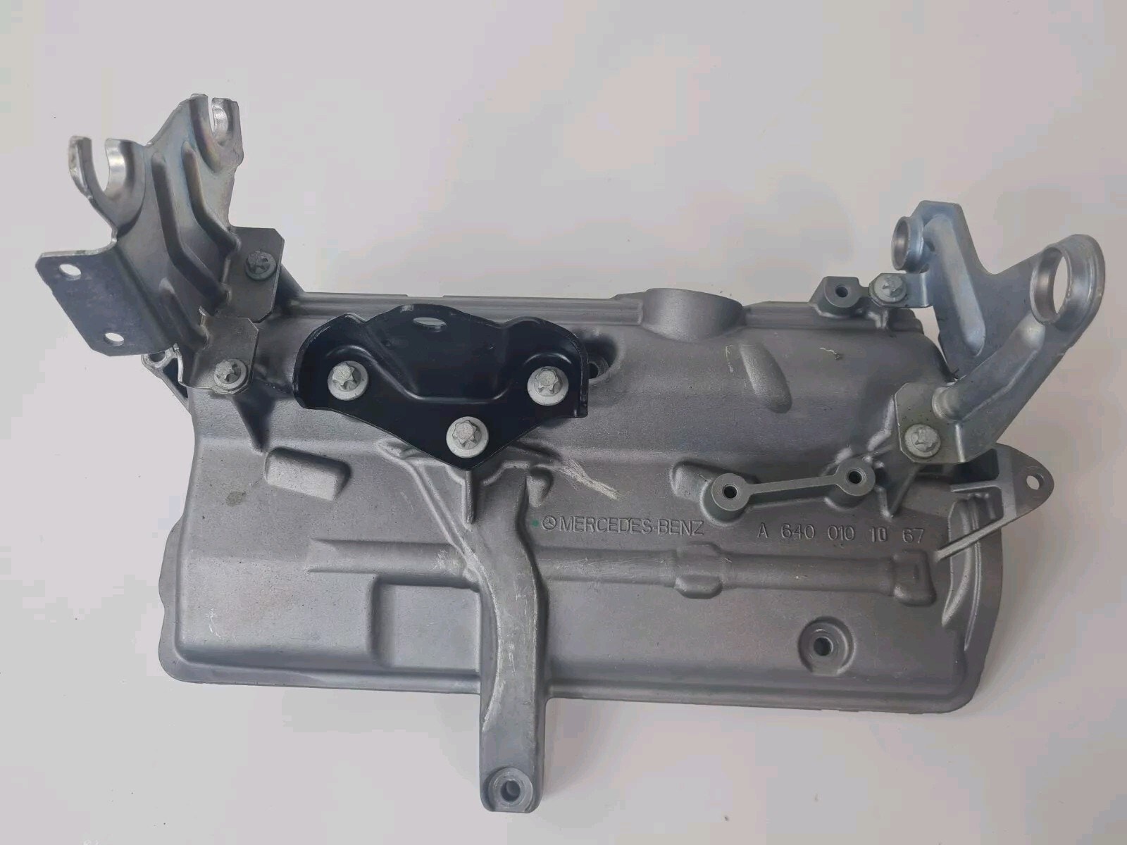 MERCEDES A-B KASA SİLİNDİR KAPAK VALFİ