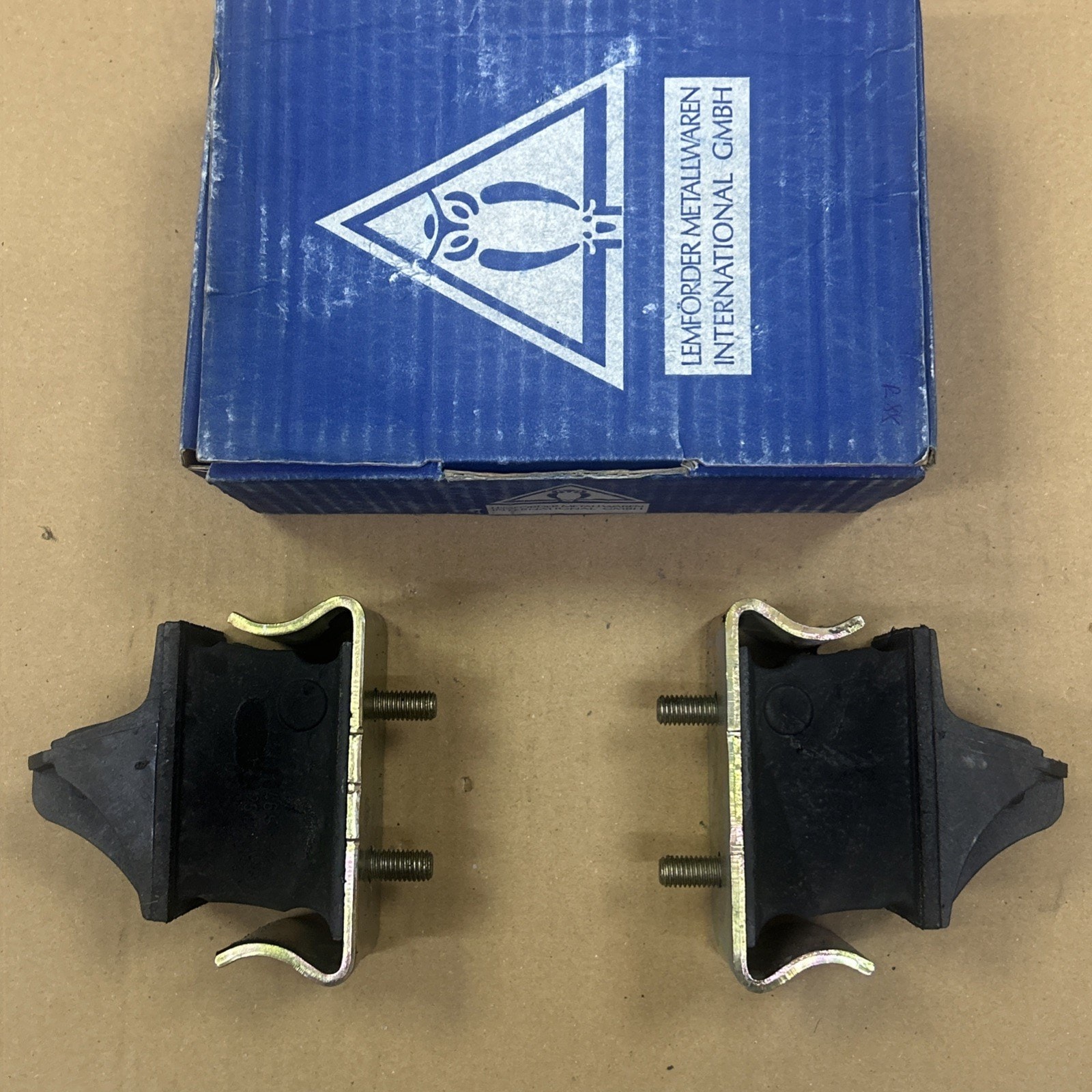 MERCEDES SPRİNTER MOTOR TAKOZU