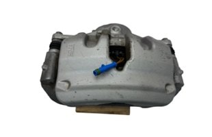 MERCEDES W205 W213 ÖN FREN KALİPERİ SAĞ TARAF - 330*32