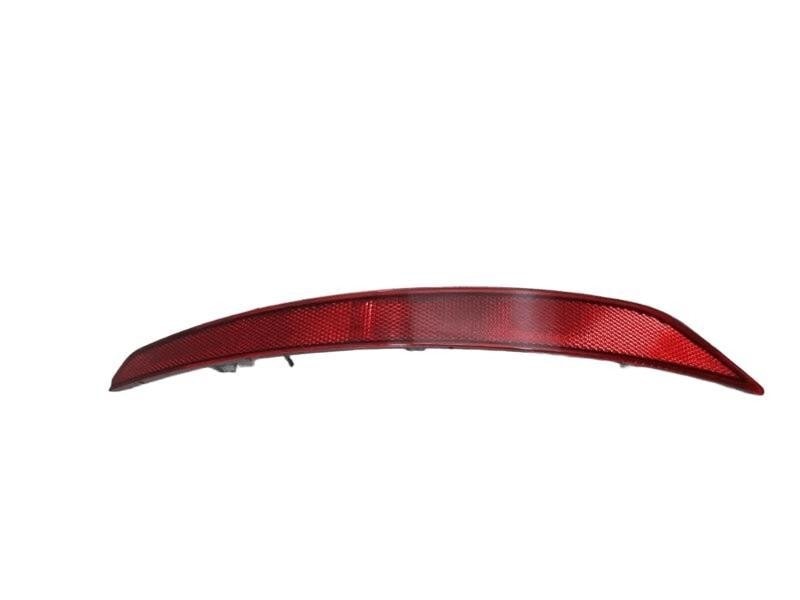 SKODA RAPID SAĞ ARKA TAMPON REFLEKTÖRÜ