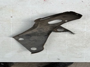 TOYOTA HİLÜX TAMPON MONTAJ BRAKETİ