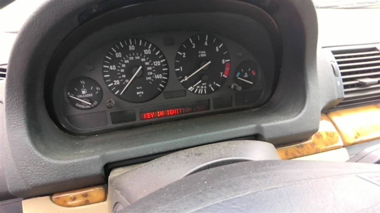 VOLVO YAKIT HORTUMU