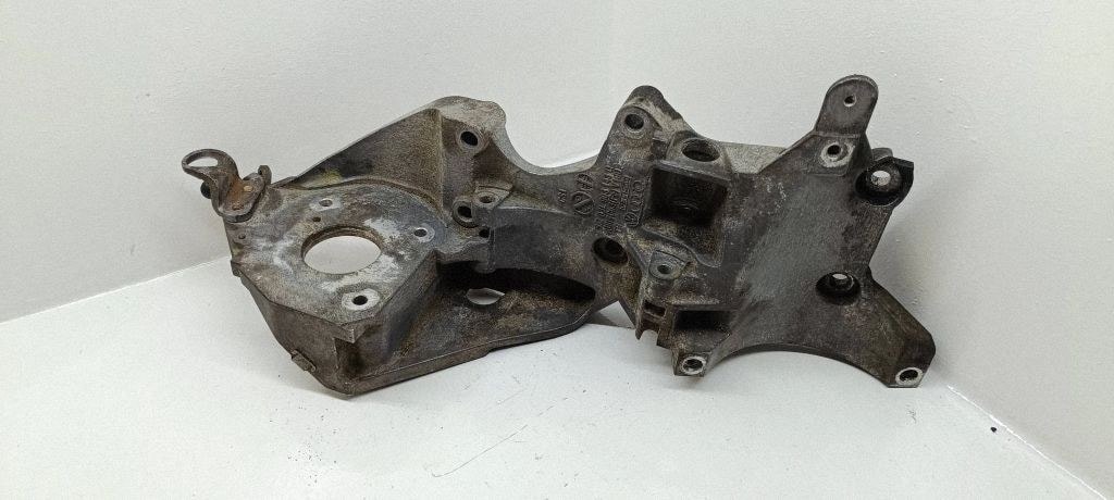 VW ŞARJ DİNAMOSU BAĞLANTI BRAKETİ
